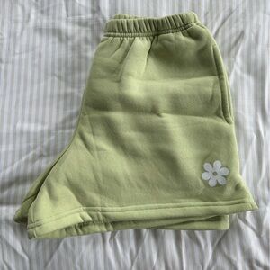 Aurelle Oversized Essentials Sweatshorts Sage